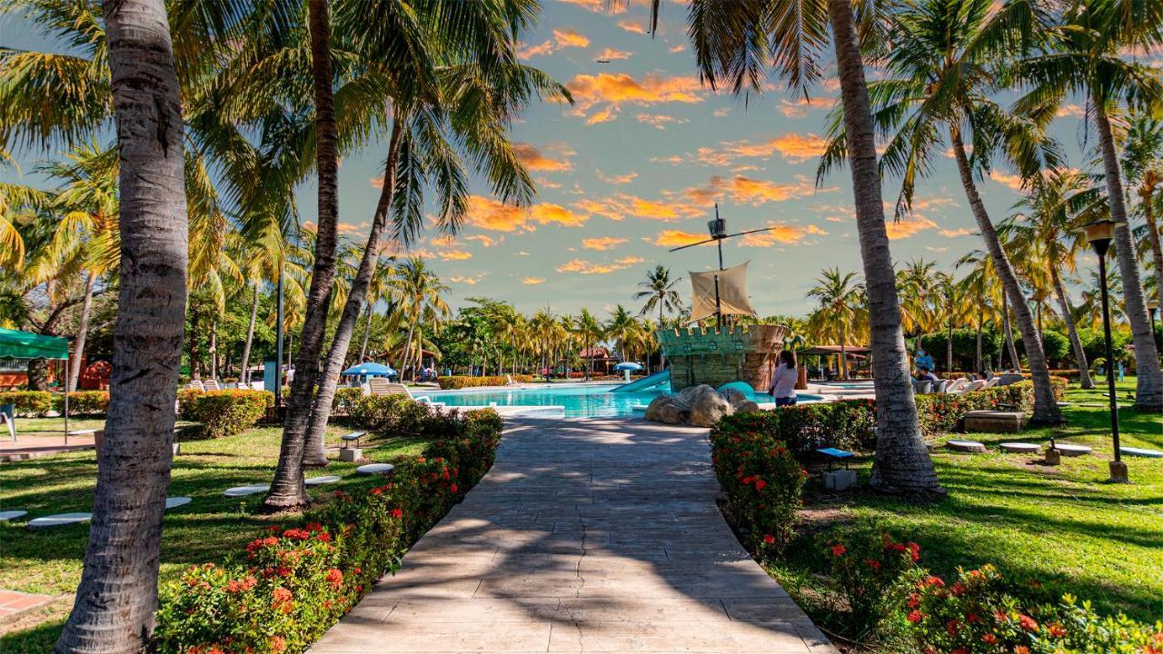 Las Veraneras Villas&Resort Acajutla Exterior foto