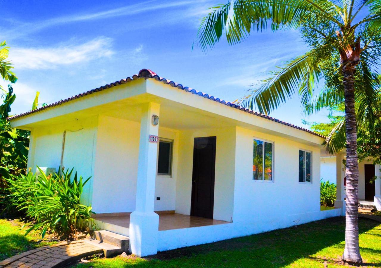 Las Veraneras Villas&Resort Acajutla Exterior foto