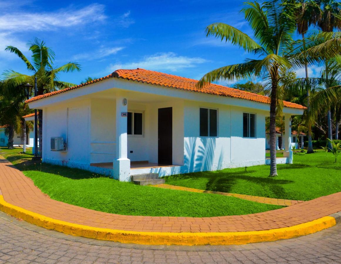 Las Veraneras Villas&Resort Acajutla Exterior foto